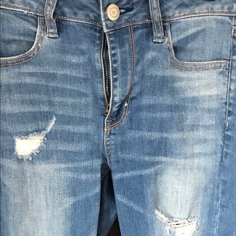 American Eagle Outfitters Distressed Jeans